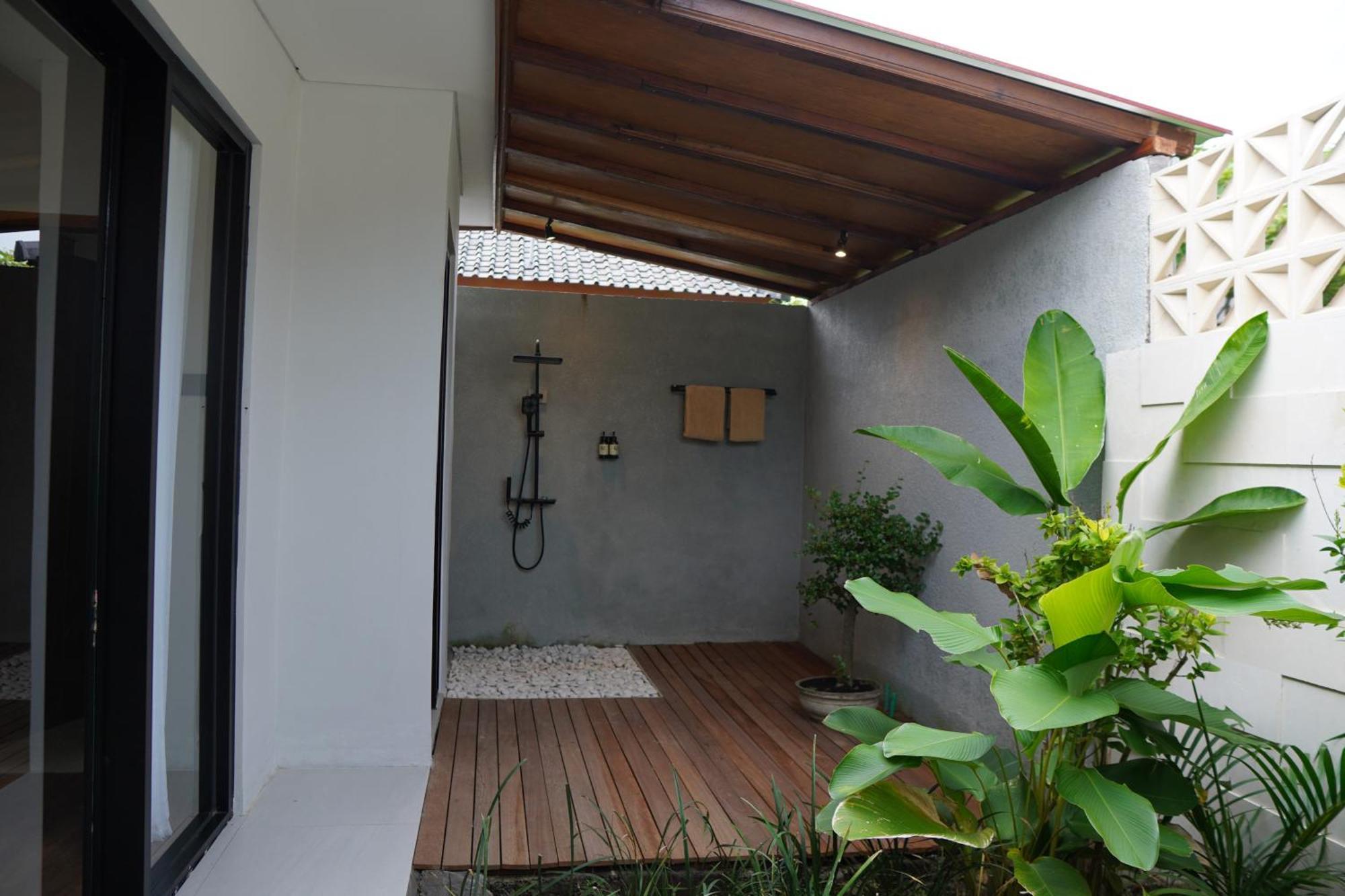Lovina Haven Boutique Resort Exterior foto